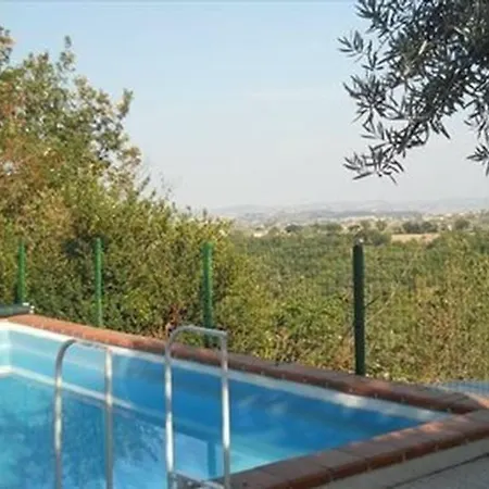 In Mit Whirlpool, Garten Und Terrasse 아파트 Catignano